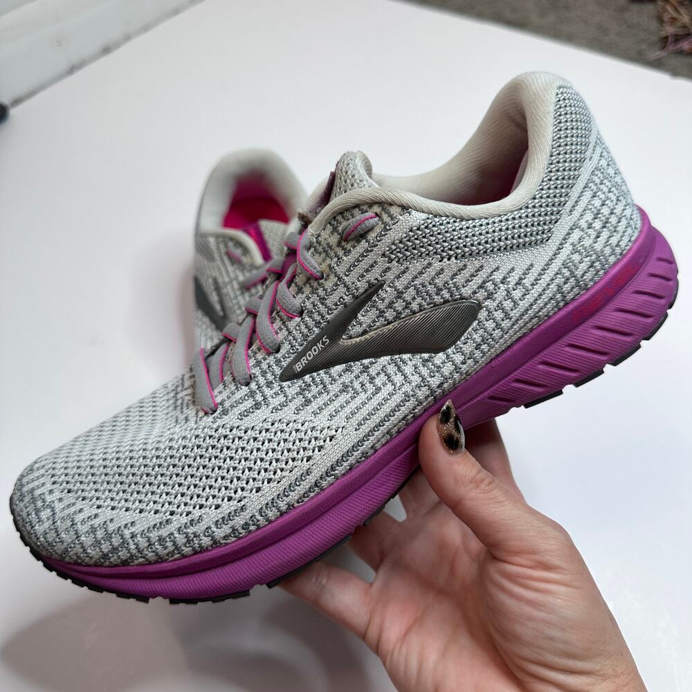 Brooks Revel 3 Gray Primer Hollyhock Sneakers